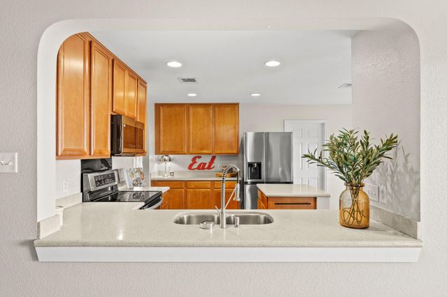 4504 Woodstock DR, Georgetown, TX 78633