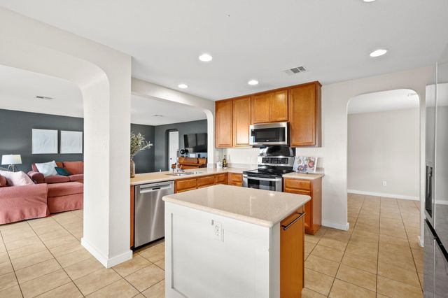 4504 Woodstock DR, Georgetown, TX 78633