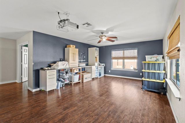 4504 Woodstock DR, Georgetown, TX 78633