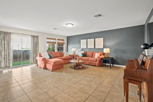 4504 Woodstock DR, Georgetown, TX 78633