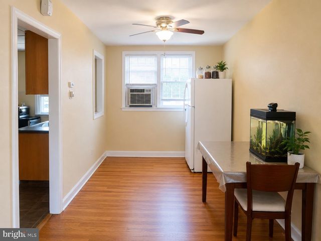7246 OAKLAND ST, Philadelphia, PA 19149