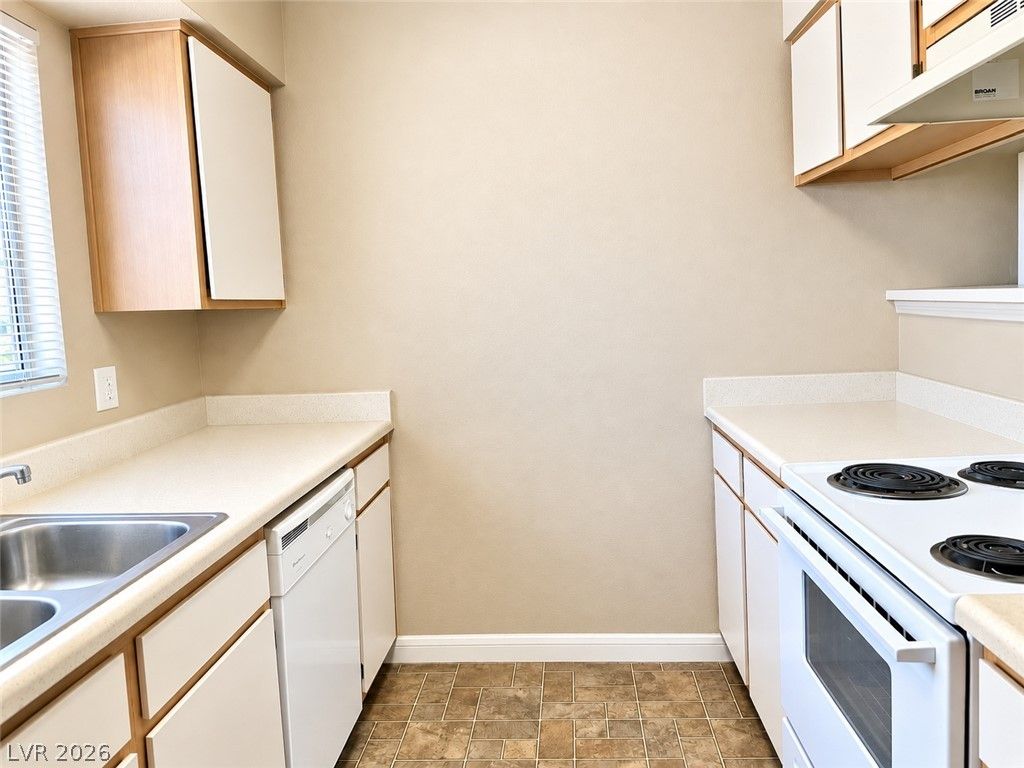 2750 South Durango Drive 2095, Las Vegas, NV 89117 — photo 4