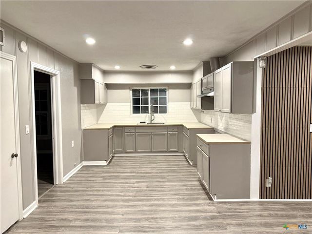302 Smith ST, Gonzales, TX 78629