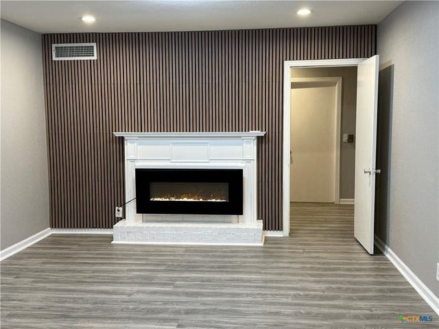 302 Smith ST, Gonzales, TX 78629