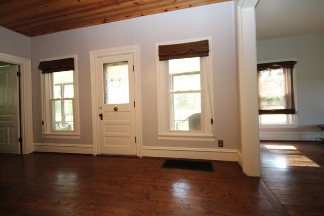 15168 S 37th Street, Wakeshma Twp, MI 49097