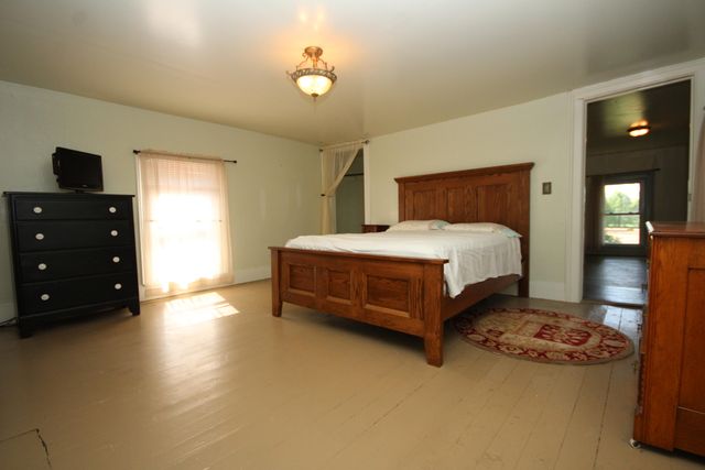15168 S 37th Street, Wakeshma Twp, MI 49097