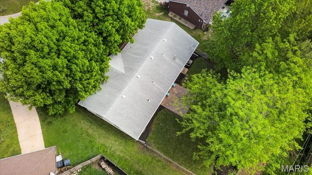 9 Debra Drive, Fairview Heights, IL 62208