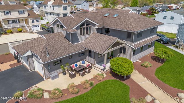 16 Bay Breeze Drive W, Toms River, NJ 08753