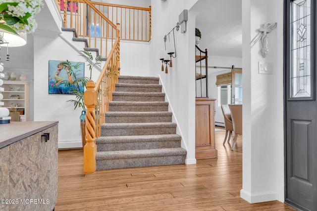 16 Bay Breeze Drive W, Toms River, NJ 08753