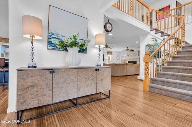 16 Bay Breeze Drive W, Toms River, NJ 08753