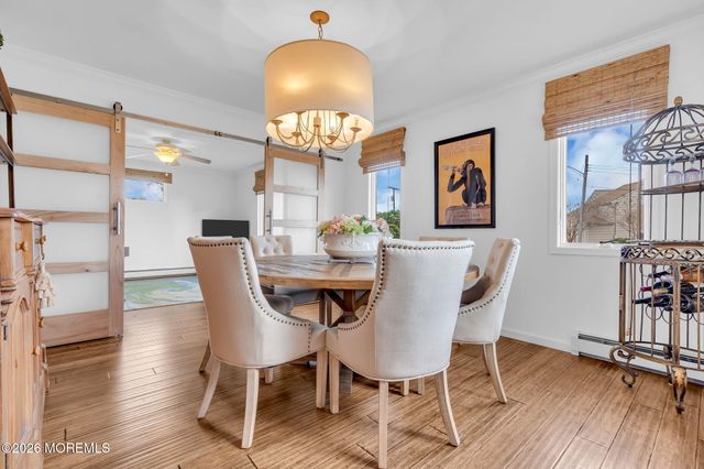 16 Bay Breeze Drive W, Toms River, NJ 08753