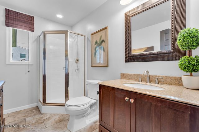 16 Bay Breeze Drive W, Toms River, NJ 08753