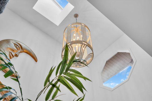 16 Bay Breeze Drive W, Toms River, NJ 08753