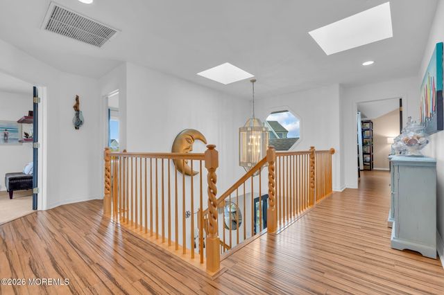 16 Bay Breeze Drive W, Toms River, NJ 08753