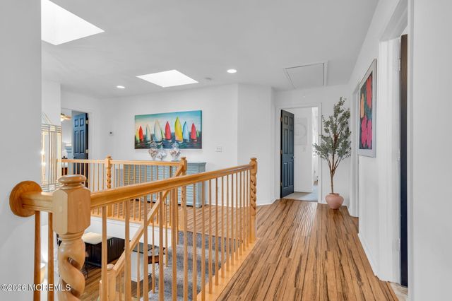 16 Bay Breeze Drive W, Toms River, NJ 08753