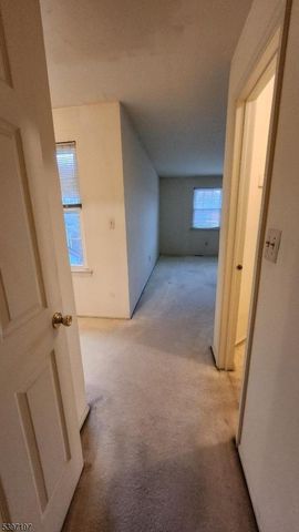 117 Bayberry Dr, Franklin Twp., NJ 08873