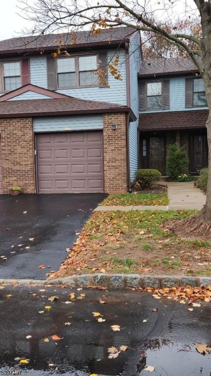 117 Bayberry Dr, Franklin Twp., NJ 08873