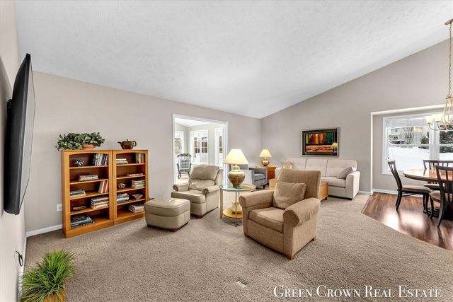 2540 Mcbrayer Court 51, Caledonia, MI 49316