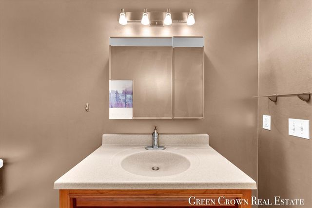 2540 Mcbrayer Court 51, Caledonia, MI 49316