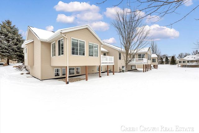 2540 Mcbrayer Court 51, Caledonia, MI 49316