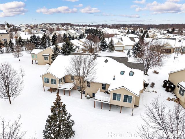 2540 Mcbrayer Court 51, Caledonia, MI 49316