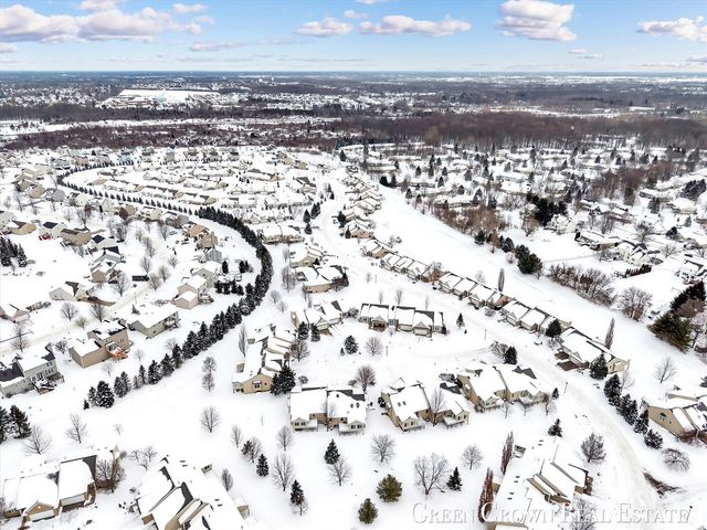 2540 Mcbrayer Court 51, Caledonia, MI 49316