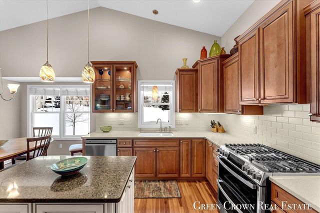 2540 Mcbrayer Court 51, Caledonia, MI 49316