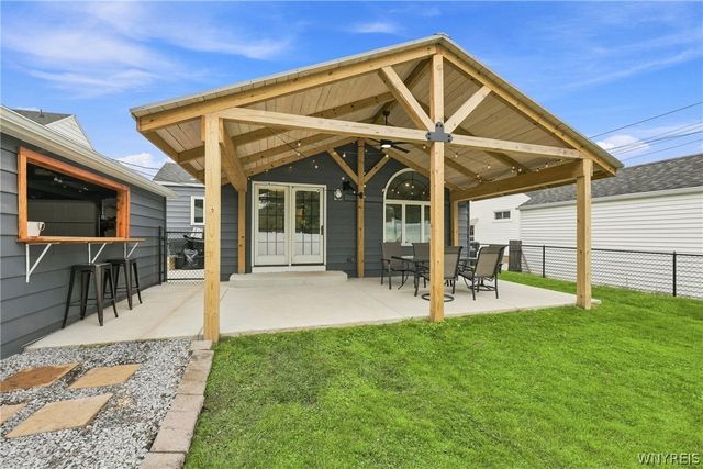 127 Briarhurst Drive, Tonawanda, NY 14150