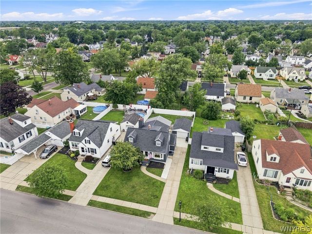 127 Briarhurst Drive, Tonawanda, NY 14150