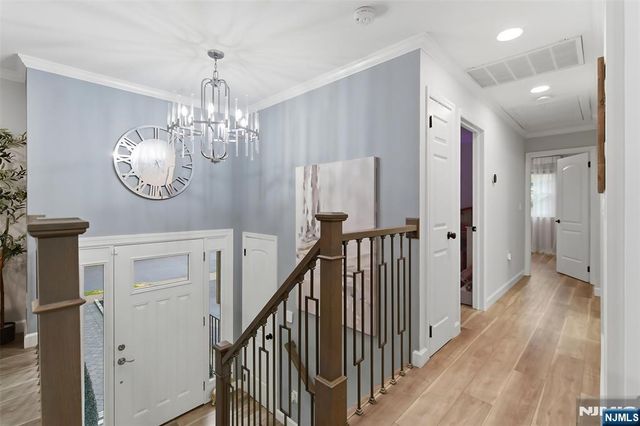 1067 Stasia Street, Teaneck, NJ 07666