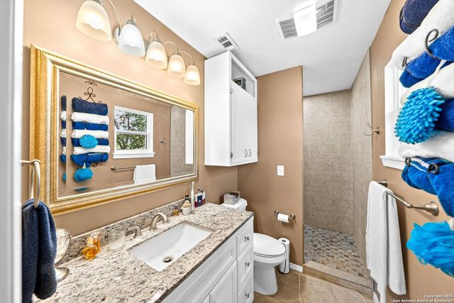 461 Shortys Ln, Fredericksburg, TX 78624