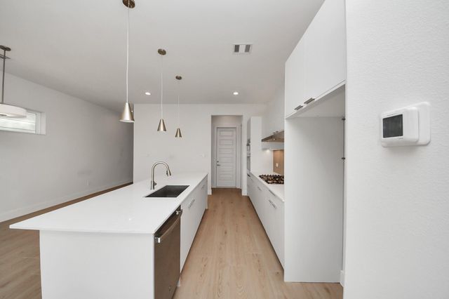 9146 Besos Lane, Houston, TX 77051