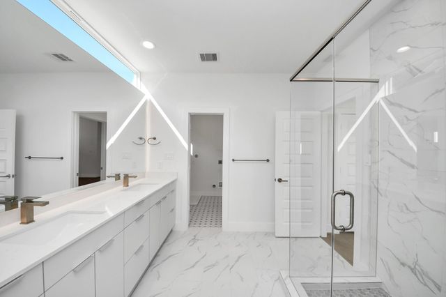 9146 Besos Lane, Houston, TX 77051