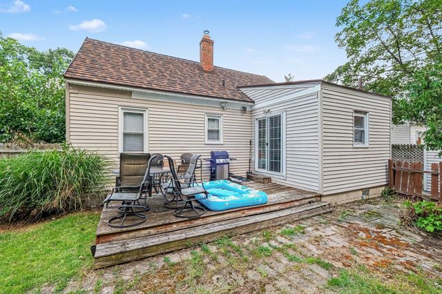 900 SW 40th Street SW, Wyoming, MI 49509