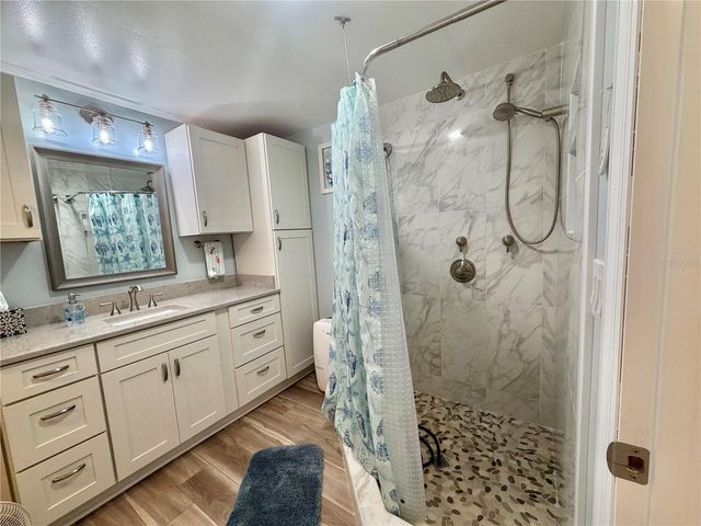 121 TAMARISK WAY, Leesburg, FL 34748