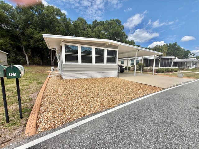 121 TAMARISK WAY, Leesburg, FL 34748