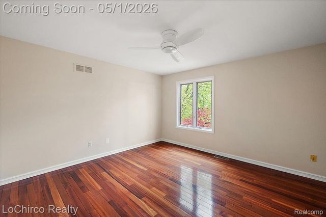 6019 Glen Eagles Drive, West Bloomfield Charter Township, MI 48323