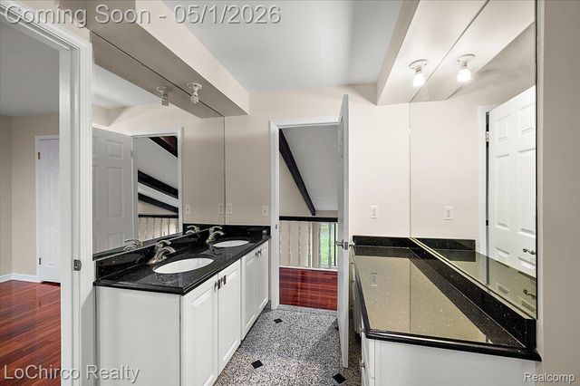 6019 Glen Eagles Drive, West Bloomfield Charter Township, MI 48323