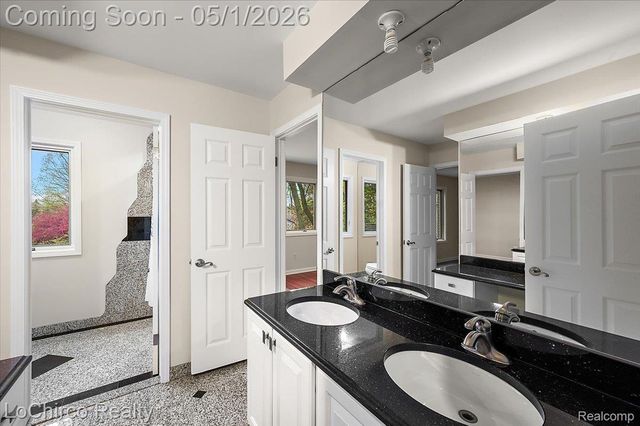 6019 Glen Eagles Drive, West Bloomfield Charter Township, MI 48323
