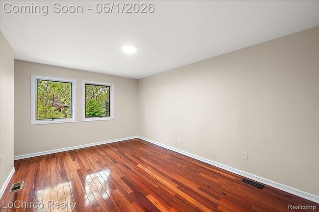 6019 Glen Eagles Drive, West Bloomfield Charter Township, MI 48323