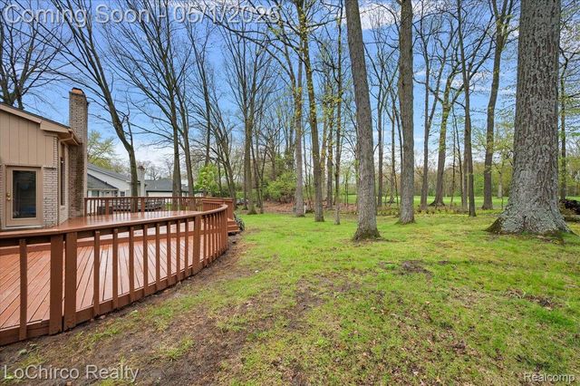 6019 Glen Eagles Drive, West Bloomfield Charter Township, MI 48323