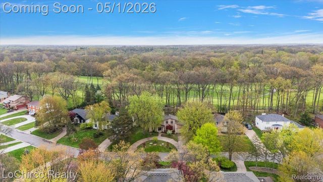 6019 Glen Eagles Drive, West Bloomfield Charter Township, MI 48323