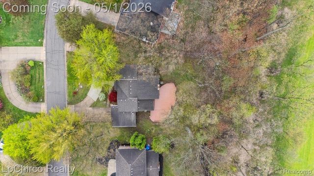 6019 Glen Eagles Drive, West Bloomfield Charter Township, MI 48323