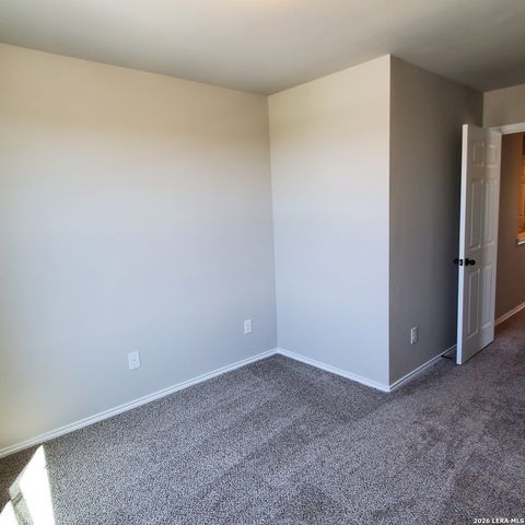 8607 Valentina Way 102, San Antonio, TX 78245