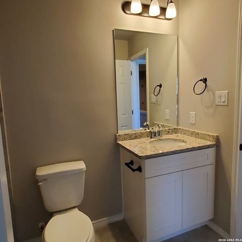 8607 Valentina Way 102, San Antonio, TX 78245