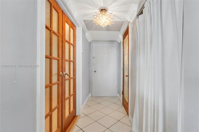 5555 Collins Ave 16A, Miami Beach, FL 33140