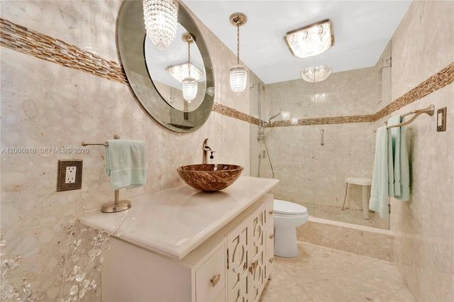 5555 Collins Ave 16A, Miami Beach, FL 33140