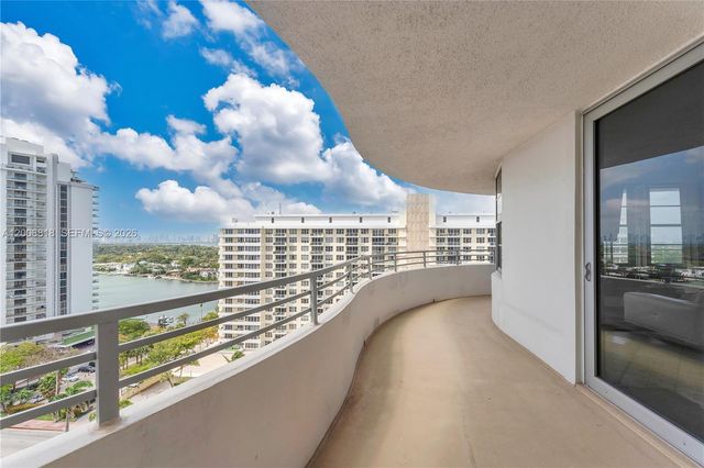 5555 Collins Ave 16A, Miami Beach, FL 33140