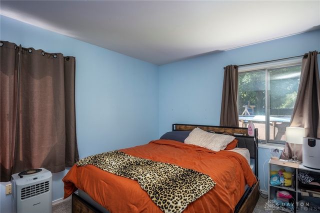 987 Stewart Avenue, Xenia, OH 45385