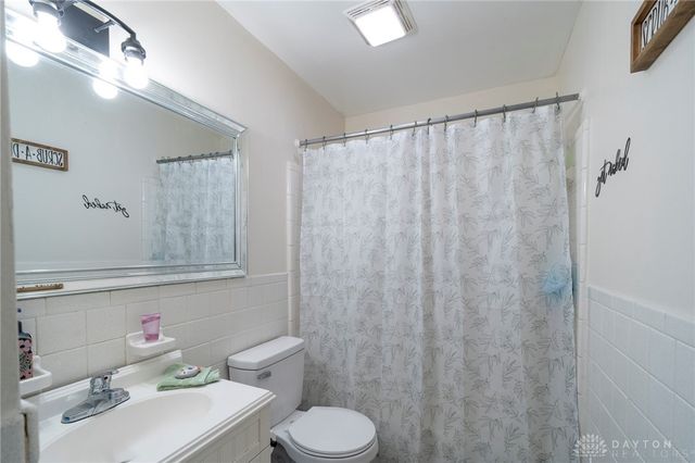 987 Stewart Avenue, Xenia, OH 45385